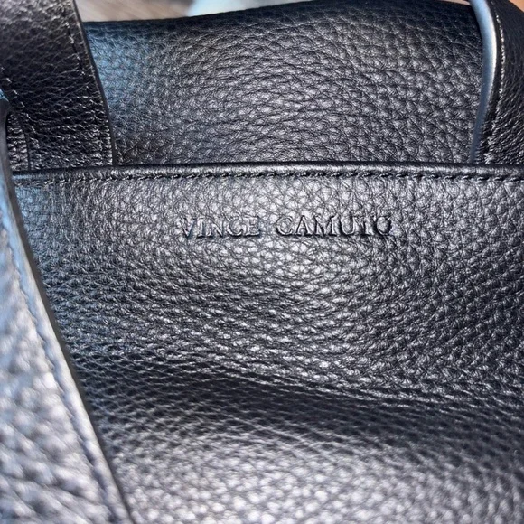 Authentic Vince Camuto Black Leather Small backpack - Picture 4 of 5